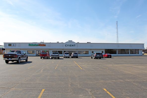 8001 N University St, Peoria, IL 61615